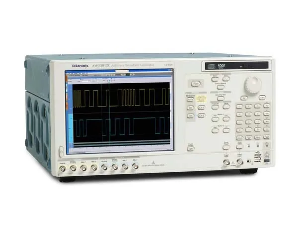 Генератор Tektronix AWG5012C