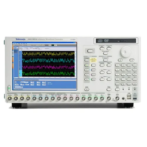 Генератор Tektronix AWG5014B